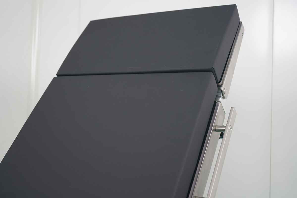 Dual Controller Electric Operating Table with High Load CapacityAccessories or details