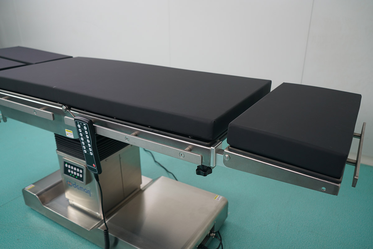 Dual Controller Electric Operating Table with High Load CapacityAccessories or details