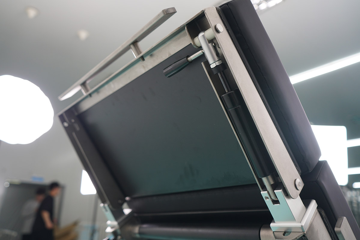 Dual Controller Electric Operating Table with High Load CapacityAccessories or details