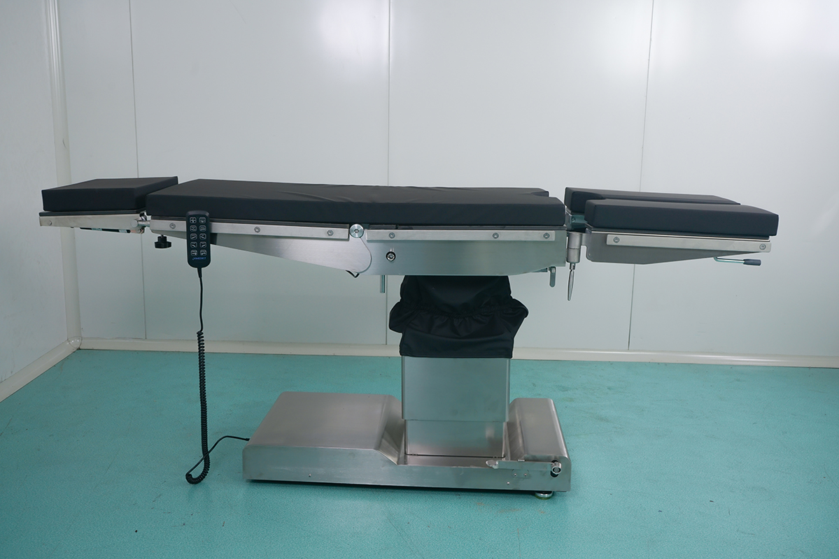 Waterproof Electric Operating Table with Independent Power System and ABS BaseAccessories or details