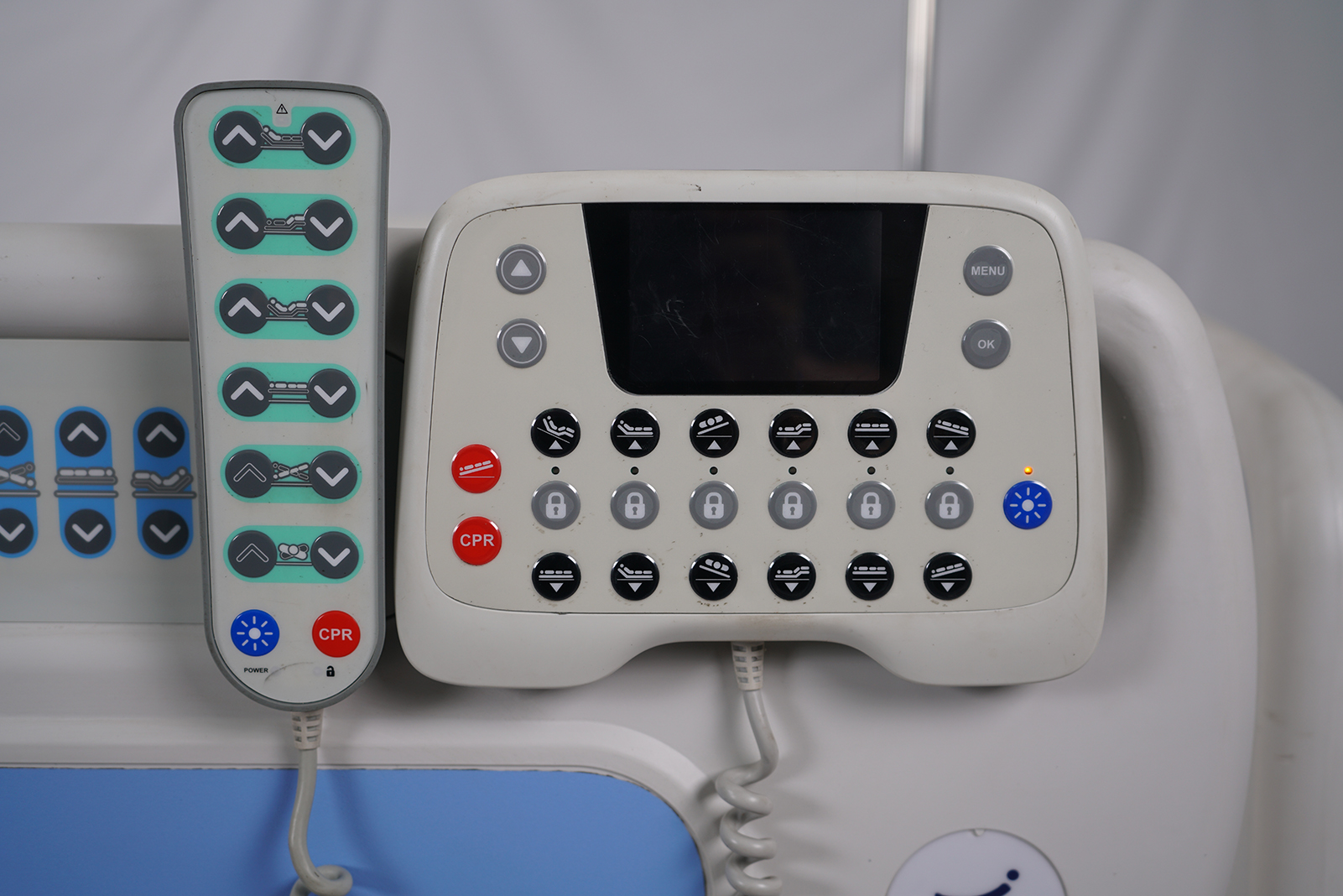 High-End Silent Electric X-Ray Compatible Hospital Bed with Convenient Mobility accessory or detail - 