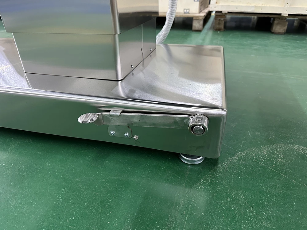 DST-3004 Electric Operating Table for Obstetrics and Gynecology accessory or detail - 