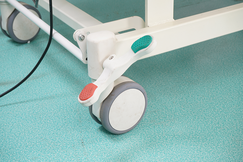 Integrated Obstetrics and Nursing Bed DHC-II (6001) for Delivery Rooms accessory or detail - 